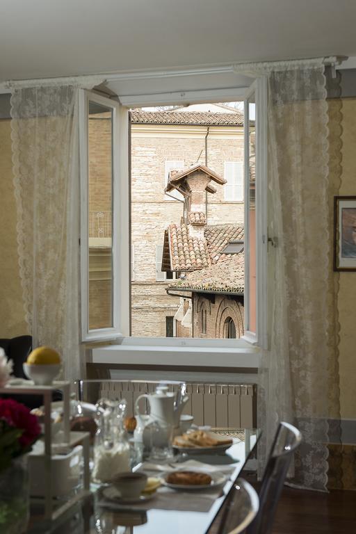 Il Podesta Fabriano Buitenkant foto